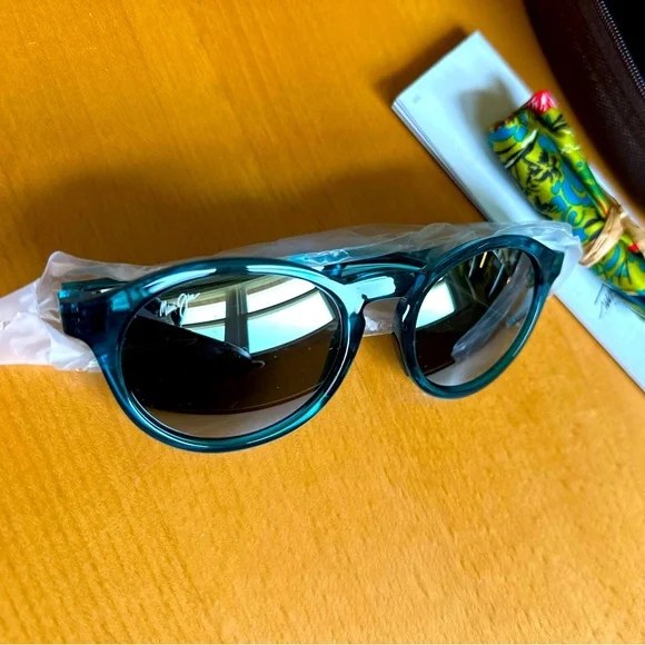 Pineapple hot sale maui jim
